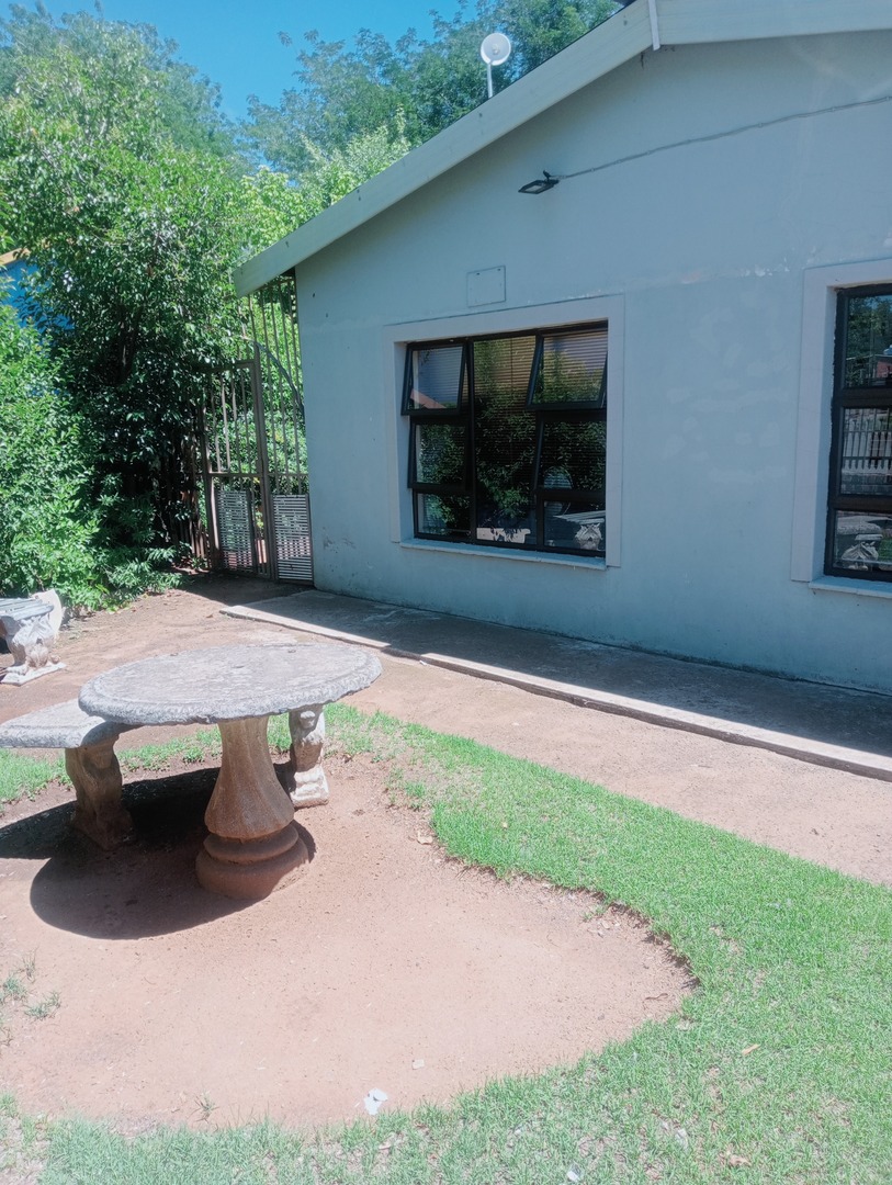 4 Bedroom Property for Sale in Ashbury Free State